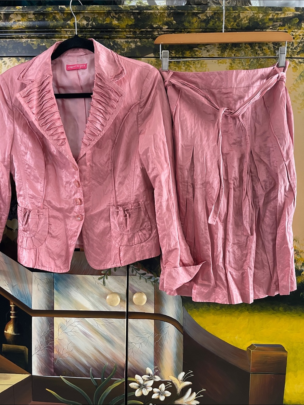 Apriori vintage Pink Ruffled Collar Blazer & Skirt Set